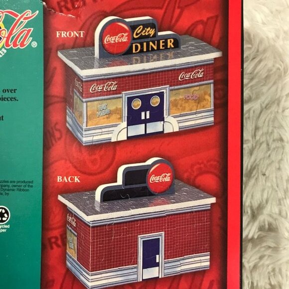 Vintage Coca-Cola 'The City Diner' 3D Collectible Foam Puzzle - Picture 5 of 9